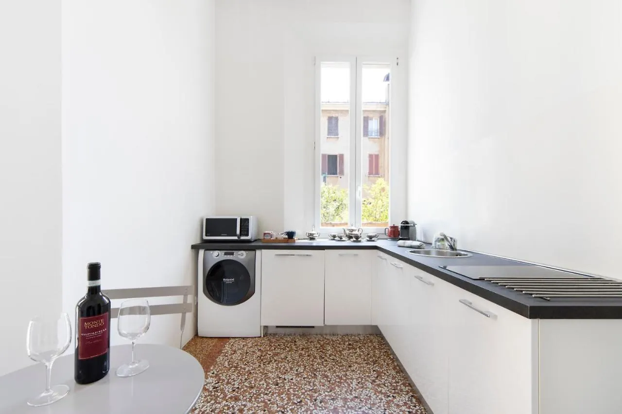 Ur-Nest Battisti Apartment Bologna
