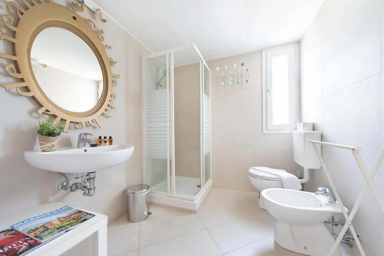 Ur-Nest Battisti Apartment Bologna 0*,  Italy