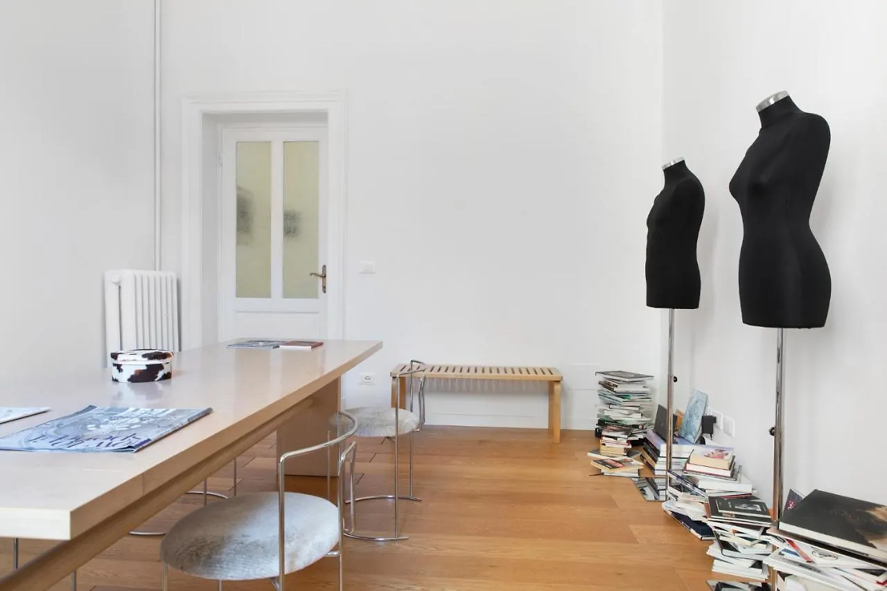 Ur-Nest Battisti Apartment Bologna 0*,